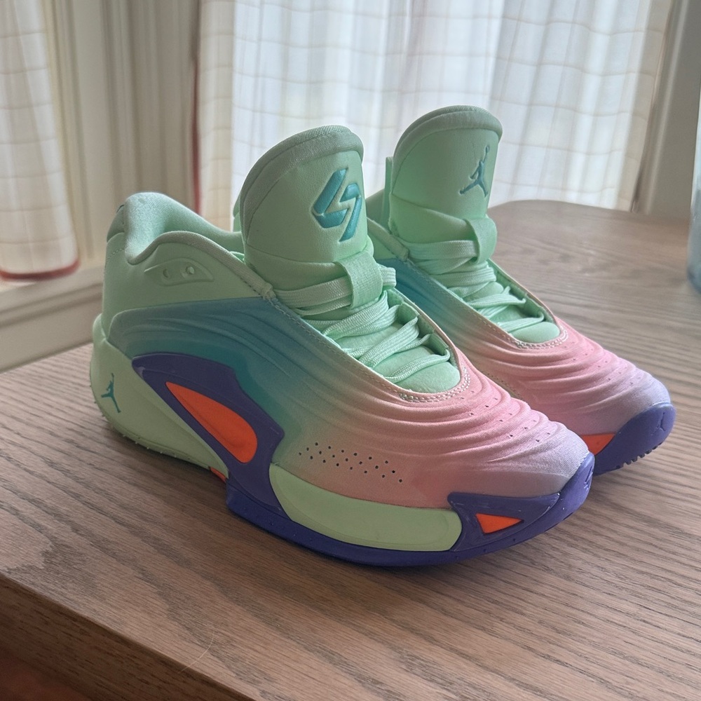 New. Kids Jordan Luka 3 Basketball Shoes. Vapor Green Colorway. Size 6.5